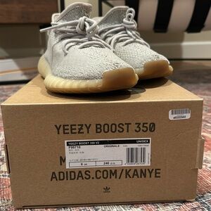 Yeezy Boost 350 v2 ‘Sesame’